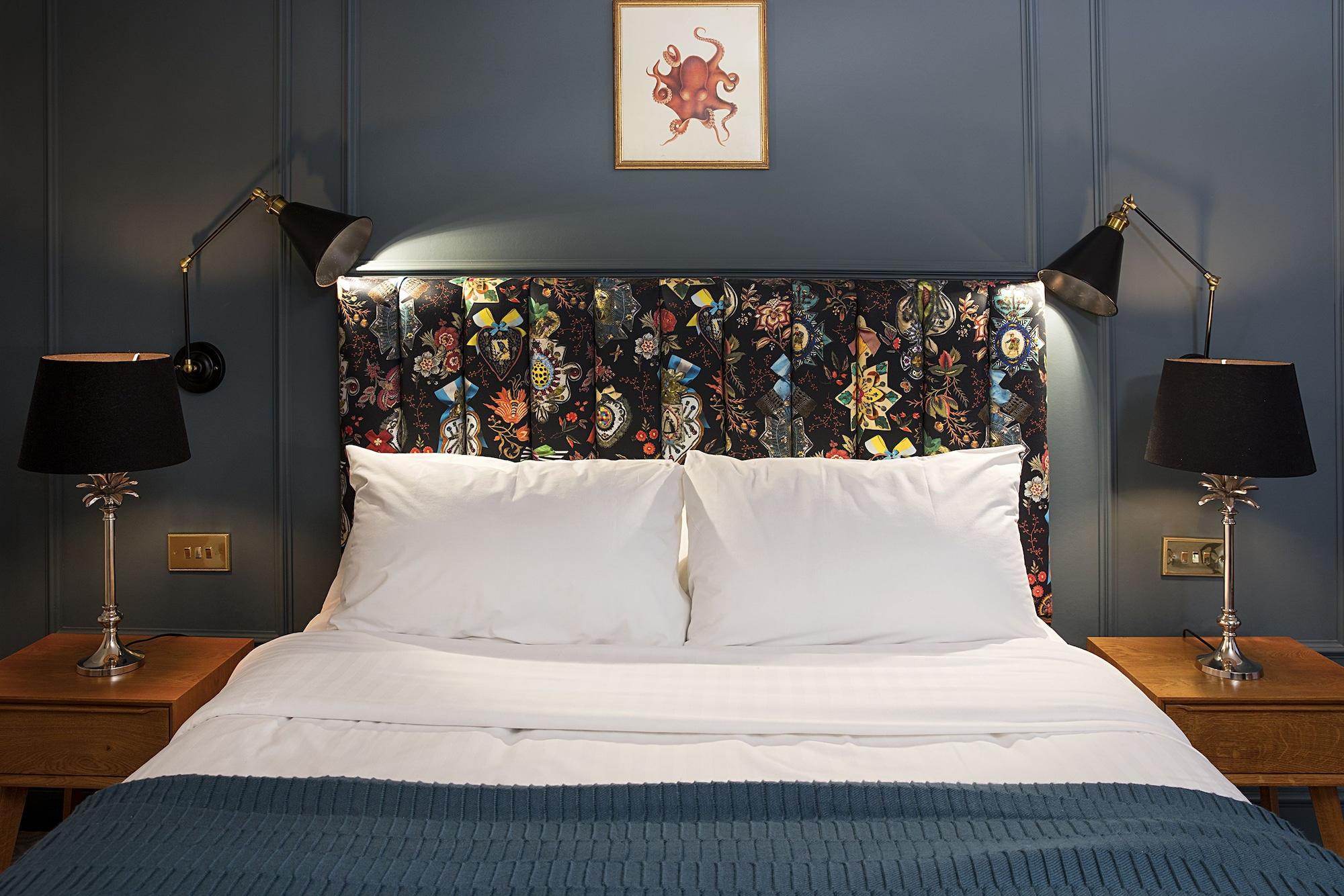Hotel Cromwell สตีเวนิจ ภายนอก รูปภาพ