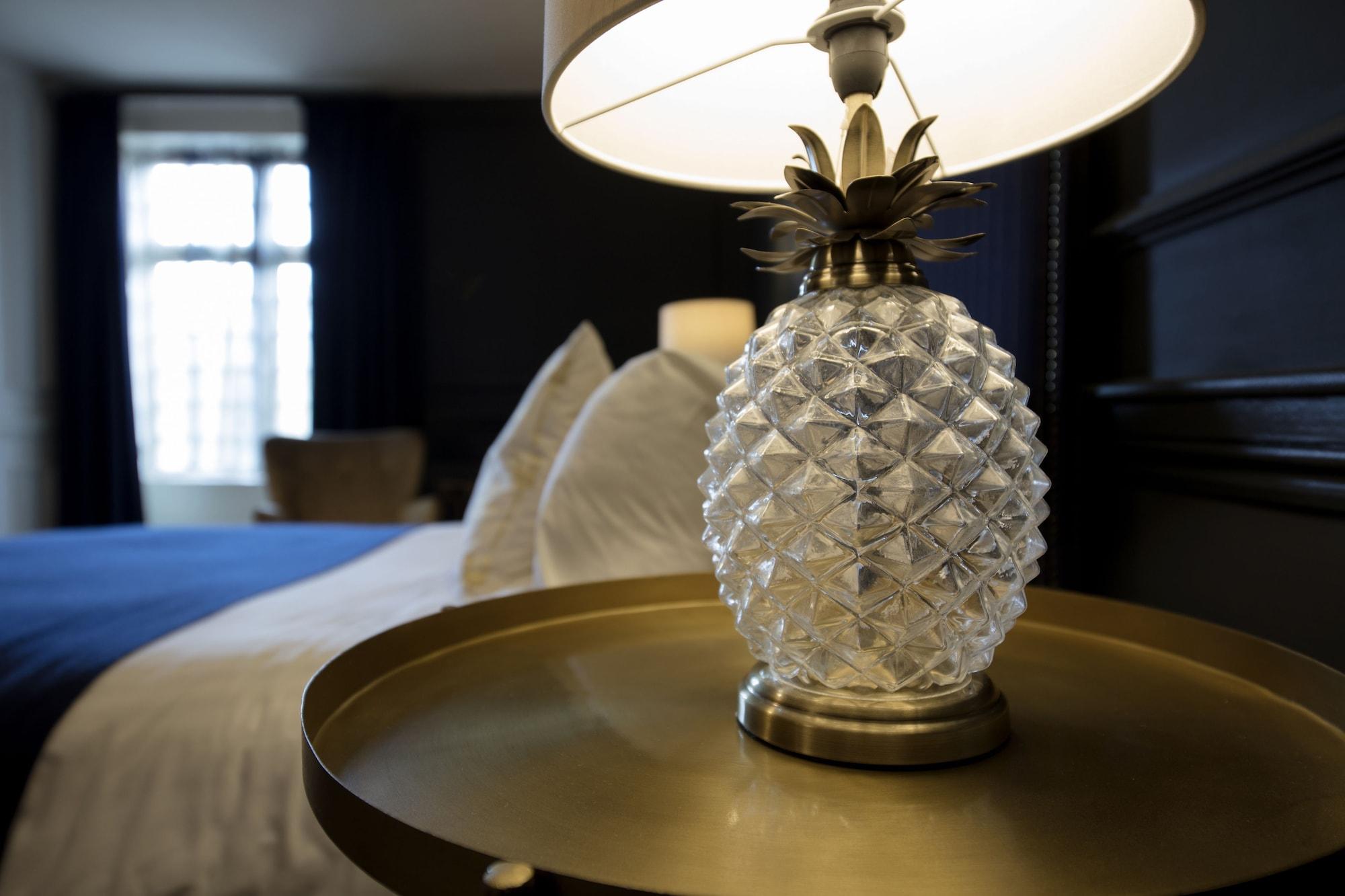 Hotel Cromwell สตีเวนิจ ภายนอก รูปภาพ