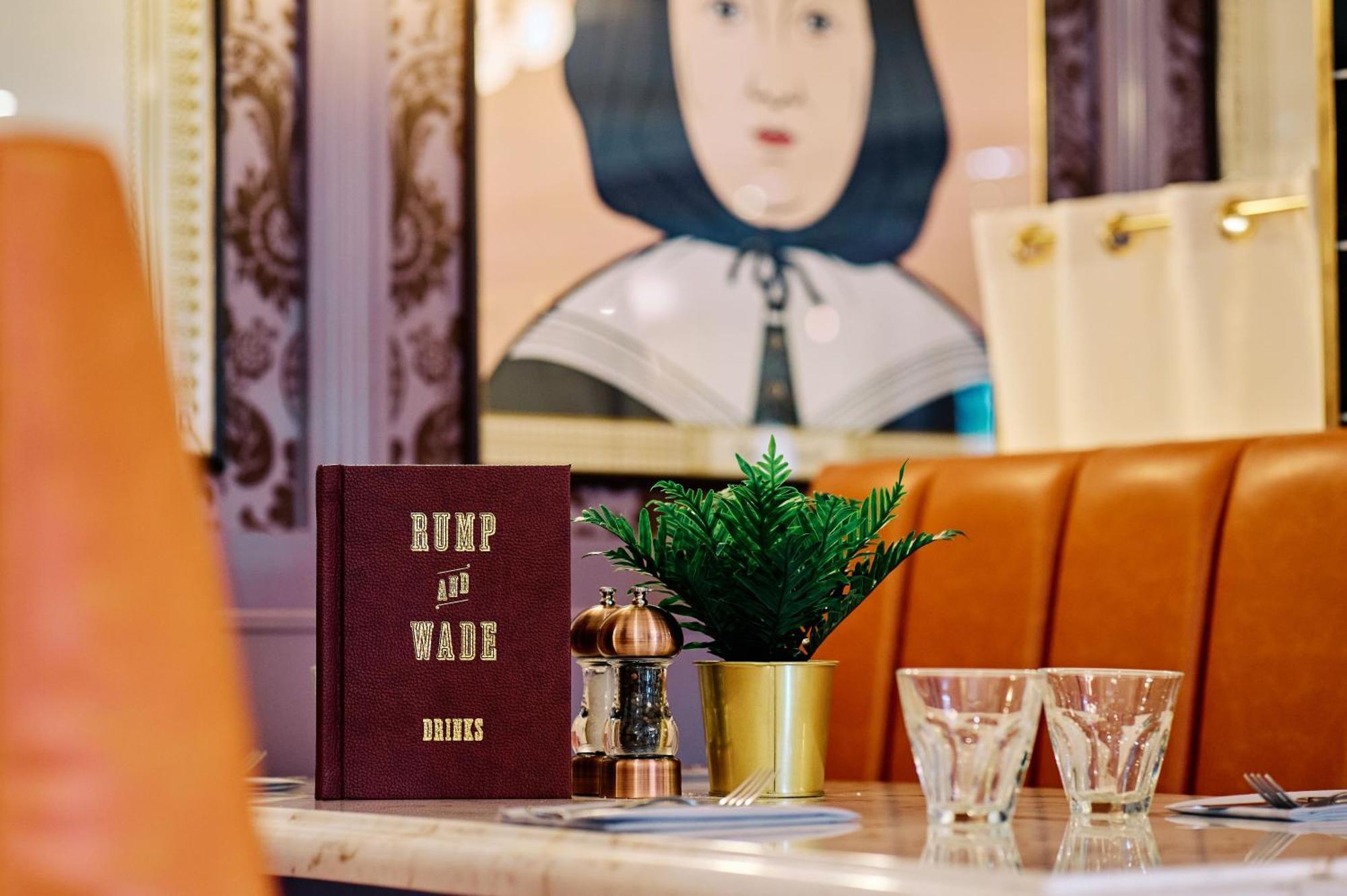 Hotel Cromwell สตีเวนิจ ภายนอก รูปภาพ