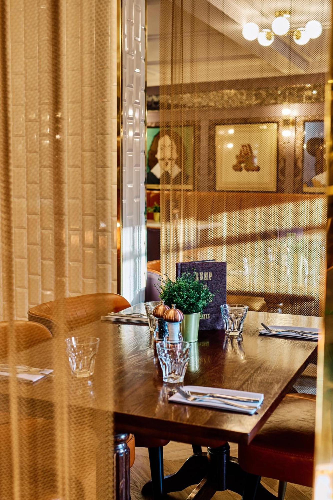 Hotel Cromwell สตีเวนิจ ภายนอก รูปภาพ