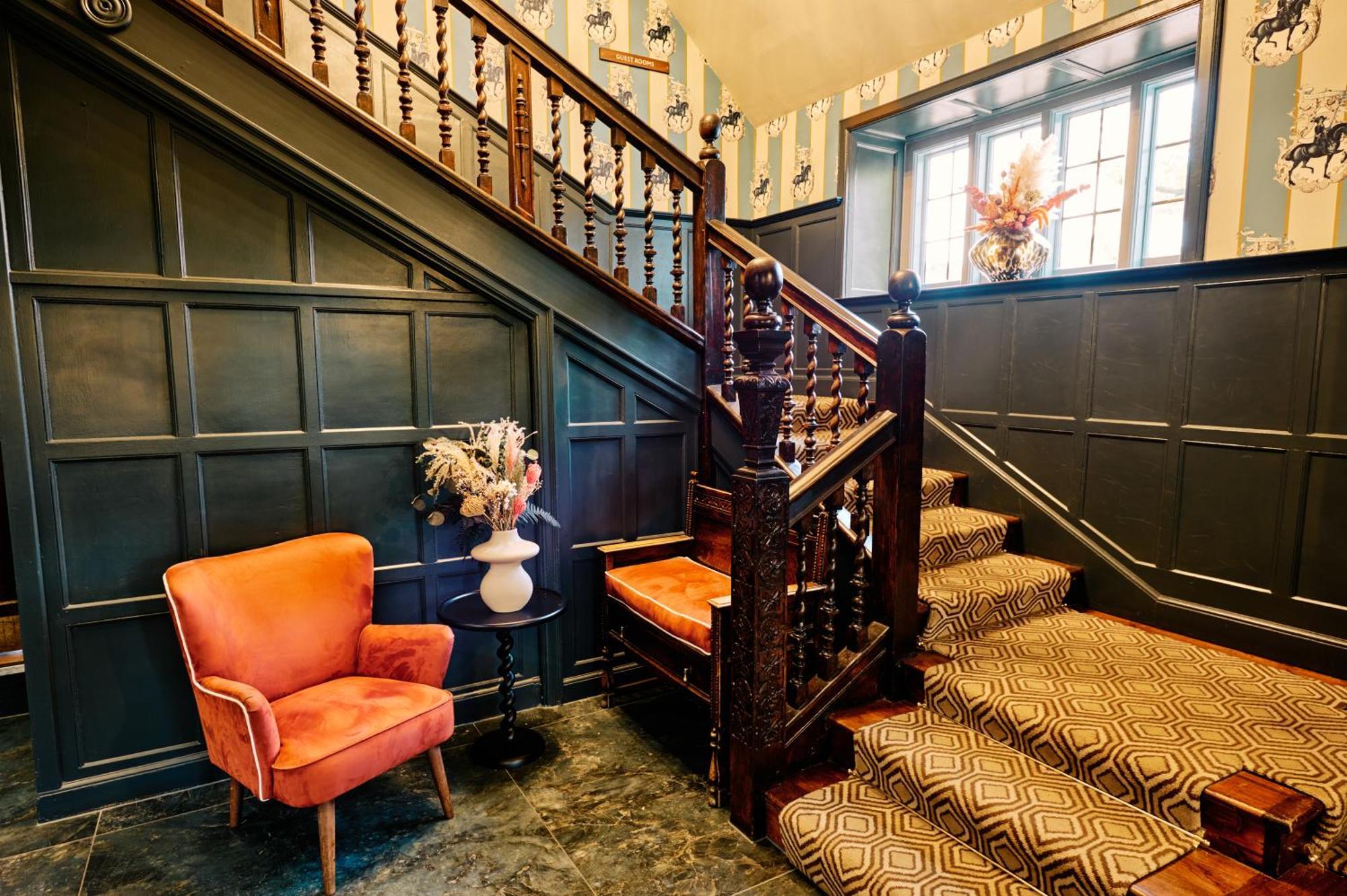 Hotel Cromwell สตีเวนิจ ภายนอก รูปภาพ