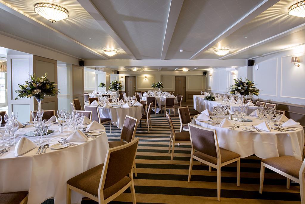 Hotel Cromwell สตีเวนิจ ภายนอก รูปภาพ