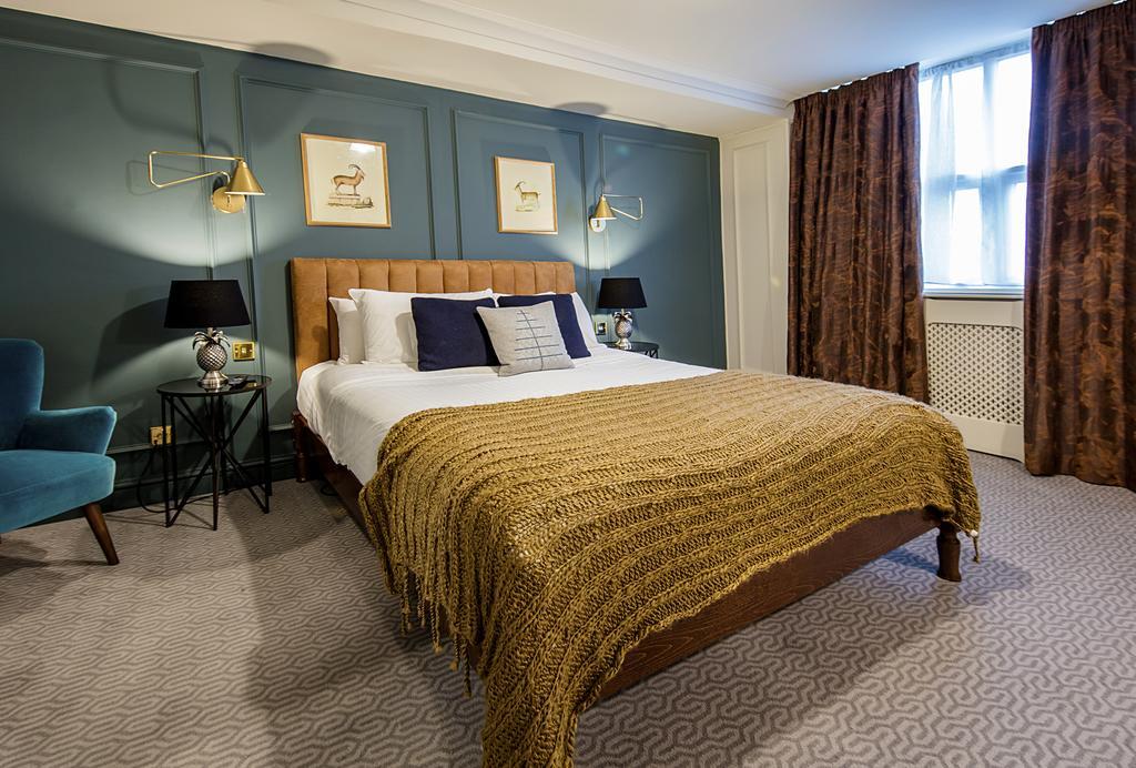 Hotel Cromwell สตีเวนิจ ภายนอก รูปภาพ