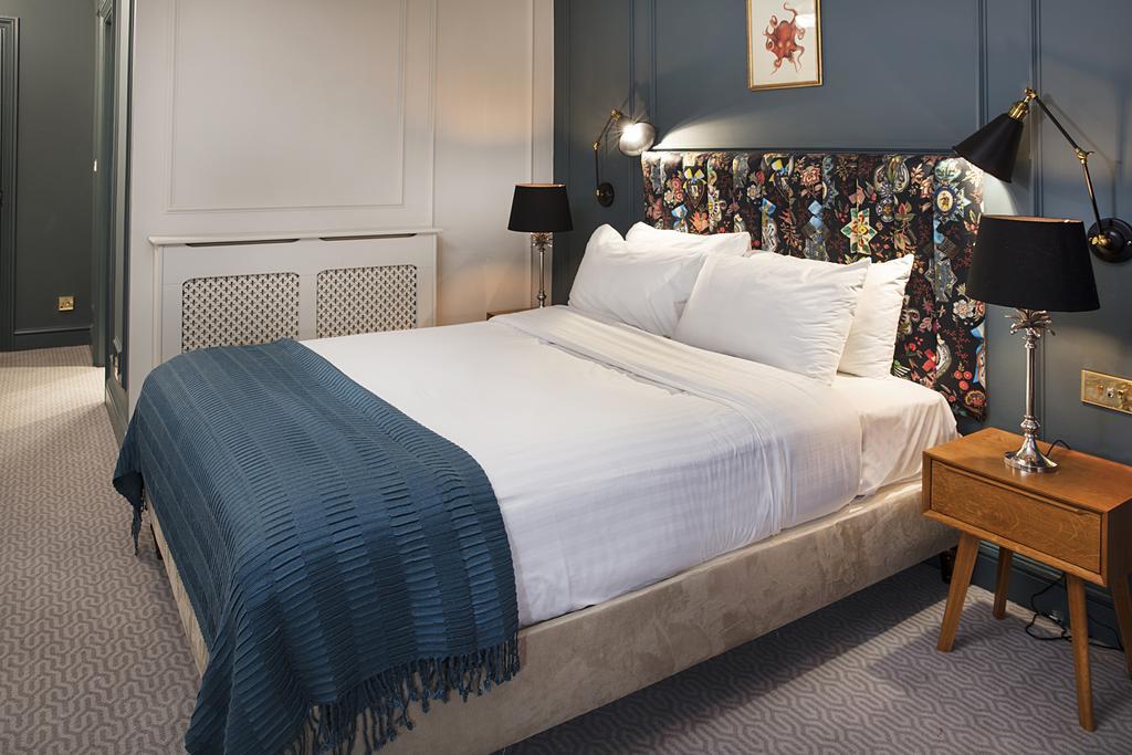 Hotel Cromwell สตีเวนิจ ภายนอก รูปภาพ