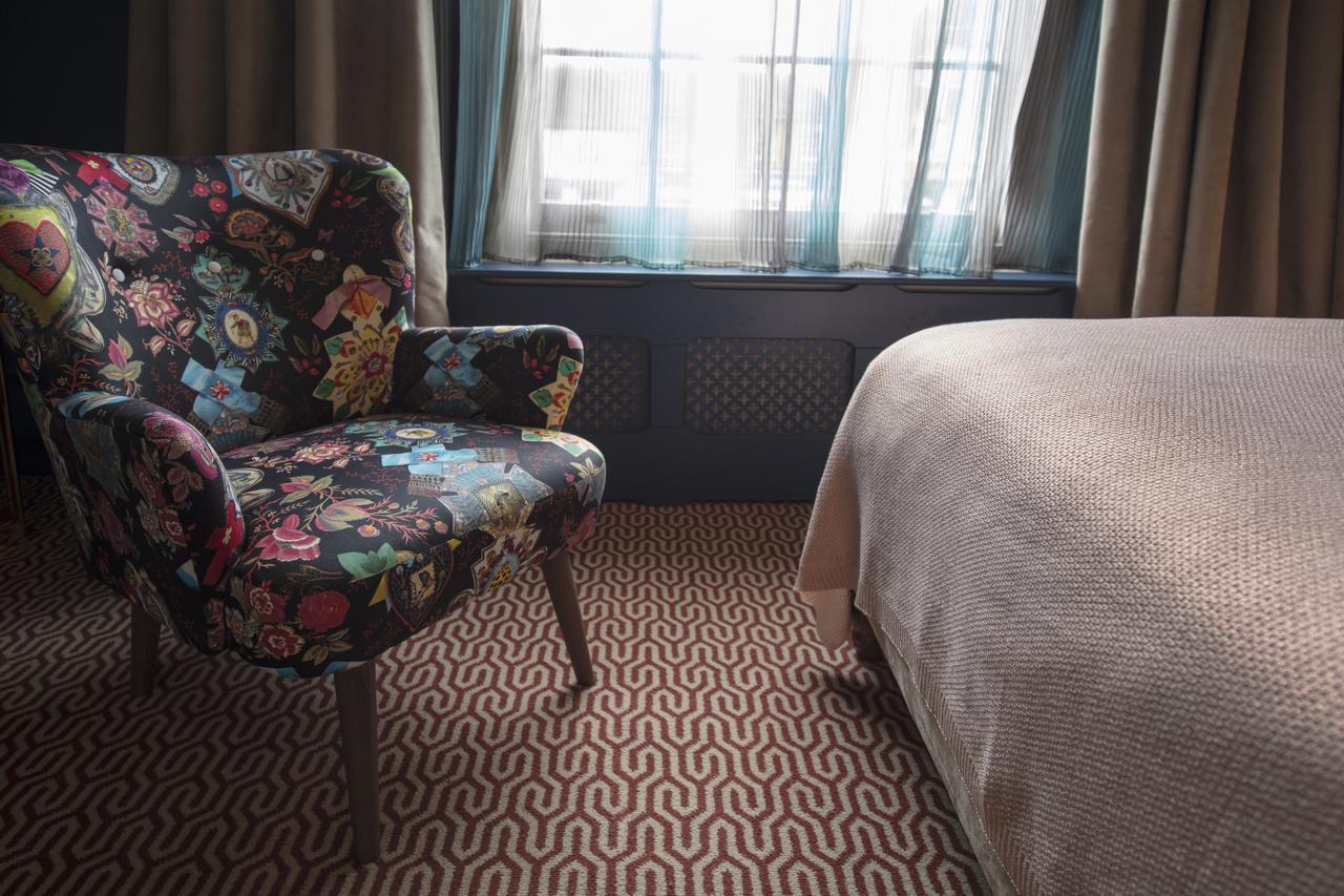 Hotel Cromwell สตีเวนิจ ภายนอก รูปภาพ